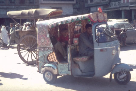 [Bild: In Peshawar]